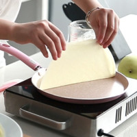 ราคา กระทะเครป เครปเย็น กะทะเคลือบหินแร่ กระทะ ไม่ติดกระทะ nonstick กระทะแพนเค้ก กระทะเทฟล่อน teflon ใช้กับเตาได้ทุกประเภท (20689980924)