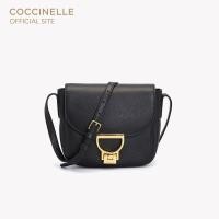 ราคา COCCINELLE กระเป๋าสะพายผู้หญิง รุ่น ARLETTIS CROSSBODY BAG 150501 สี NOIR (21018751233)