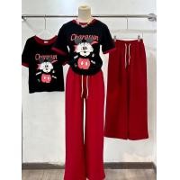 ราคา SGH0209 ชุดเซ็ทผู้หญิง 2 ชิ้น เสื้อแขนสั้น คอกลมสีดำ กางเกงขายาวสีแดง ลายการ์ตูนน่ารักๆ (20810374997)