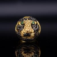 ราคา แหวนหัวเสือประดับพลอยนิล Black Spinel พลอยบุษราคัม yellow sapphire และพลอยมรกต Emerald ตัวเรือนเงินแท้92 5 ชุบทองคำ ไซด์นิ้ว 65เบอร์ 11 US พลอยแท้ จา (21058999606)