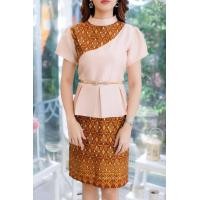 ราคา ชุดเดรสผ้าไทยพิมพ์ทองแต่งผ้าไหมญี่ปุ่น มีไซส์ L XL (4550564949)