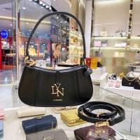 ราคา กระเป๋าสะพายข้าง มัดรวมหลายแบรนด์ให้เลือกสรร สินค้าพร้อมส่ง มือ1 อุปกรณ์ครบเซ็ท (21075231969)