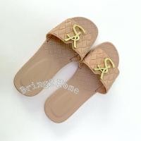 ราคา Bring2Home รองเท้าแตะแฟชั่นผู้หญิง รองเท้าแตะยาง สไตล์เกาหลี มีให้เลือก 3 สี (9809419095)
