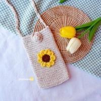 ราคา พร้อมส่ง กระเป๋าถักใส่โทรศัพท์ มินิมอลติดดอกทานตะวัน กระเป๋าถักใส่มือถือ (19897575564)