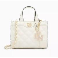 ราคา SALE ถูก มาก กระเป๋าLYN ขนาด8นิ้ว รุ่นนี้สวยมาก หายากแล้วนะคะ มีสายยาวเป็นสายโซ่พันหนังสวยๆให้ด้วย งานแท้หิ้วขึ้นเครื่องได้ทั่วโลก (19651901409)