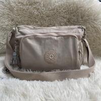 ราคา Kipling Reth กระเป๋าสะพายข้าง ทรงสวย รุ่นยอดนิยมเลยค่ะ งานแบรนด์แท้outlet (18161718137)