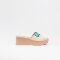 ราคา Playboy รองเท้าส้นตึก ลิขสิทธิ์แท้รุ่น ST HS224C072 ดีไซน์สกรีนบนโลโก้หนัง มี 2 สี สีครีมและสีดำ (16782400566)