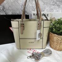 ราคา แถมถุงผ้า กระเป๋าถือ guess shopping tote size m มีสายยาวให้ แท้ outlet (20041424284)