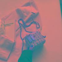 ราคา กระเป๋าสายโซ่มินิผ้าวูลสไตล์ชาแนลกระเป๋าทรงกล่องออกแบบเฉพาะสำหรับผู้หญิงแบบใหม่ปี2023กระเป๋าสะพายข้างแมทช์ลุคง่ายสำหรับฤดูใบไม้ผลิและฤดูร้อน (17568599454)