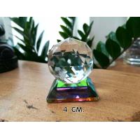 ราคา ลูกแก้วเจียรคริสตัล เสริมดวงปรับฮวงจุ้ย ตั้งโต๊ะทำงาน พร้อมฐานสีรุ้ง (8314111003)