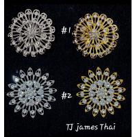 ราคา เครื่องประดับชุดไทย เข็มกลัดชุดไทยสีเงิน เข็มกลัดชุดไทย เข็มกลัดเพชร เข็มกลัดสังวาลย์ เส้นผ่าศูนย์กลางประมาน 4 cm (17870067191)
