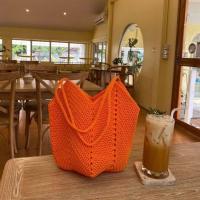 ราคา กระเป๋าถัก เชือกร่ม แข็งแรง สีไม่ตก กระเป๋าสะพายข้าง ไซร์ M (14714417222)