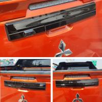 ราคา ครอบมือเปิดท้าย mitsubishi triton สีดำเงา รุ่นมีกล้อง ใสปี 2019 2022 (17516365273)