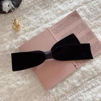 ราคา กิ๊บติดผมโบว์สีดำย้อนยุค2ชิ้นกิ๊บติดผมผู้หญิงหญิงสาวขนเป็ดกำมะหยี่แสนหวานกิ๊บโบว์ติดผมเครื่องประดับผมเฮดแวร์สไตล์เกาหลี (21073921679)