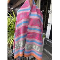 ราคา ผ้าพันคอ ผ้าคลุมไหล่ ผ้าพันคอผ้าคลุมไหล่ ผ้าพันคอและผ้าคลุมไหล่ ผ้าลายไทย มี 50 ลายให้เลือก กันหนาว (19442460529)