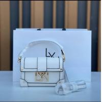 ราคา พร้อมส่ง กระเป๋า Lyn รุ่นใหม่ แท้ (15438396650)