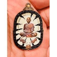 ราคา เหรียญรุ่น พยัคฆ์อรหันต์ ๙๙ เนื้อ มันปูลงยาเสือขาว ๙๗ หลวงพ่อพัฒน์ วัดห้วยด้วน (19666594948)
