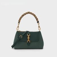 ราคา CHARLES and KEITH CK2 50781562 กระเป๋าถือทรงสี่เหลี่ยมเล็ก (16742953314)