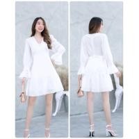 ราคา เดรสคอวีตัดต่อใต้อก แขนยาวดีเทลตัดต่อระบายย่น ที่ปลายแขนและชายกระโปรง มีโบว์ผูกเอว มีซิปซ่อนด้านหลัง มีซัปใน (20997801070)