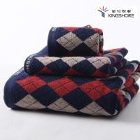 ราคา KINGSHORE ผ้าขนหนูสี่เหลี่ยมผ้าฝ้ายแท้ผ้าขนหนูอาบน้ำชุดสามชิ้นลายสก๊อตของขวัญแต่งงานของขวัญป้องกันแรงงานของขวัญธุรกิจสามารถใส่กล่องของขวัญได้ (5816134577)