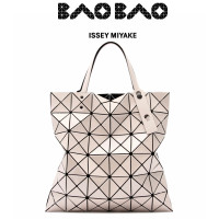 ราคา BAO BAO 6x6 Lucent Basic Color ของใหม่ แท้100 Baobao Issey Miyake (21002326224)