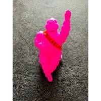 ราคา ตุ๊กตามิชลินติดรถบรรทุกฯลฯ ท่าโบกมือ ซ้าย ขวา ขนาด8 นิ้ว ฟรีขาจับ (19963346453)