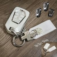 ราคา เคสรีโมทรถ Isuzu MU X 2023 ดำเงาเส้นสีเงิน และสีขาวเส้นเงิน ดูเรียบหรู Black Silver Line TPU Key Case Model Isuzu MUX MY 2023 MUX 2020 DMAX2022 แบบ 2 3 และ 4 ปุ่ม (19274580557)