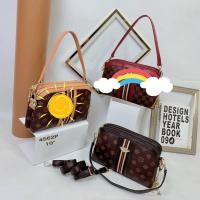 ราคา กระเป๋าสะพายข้างผู้หญิง แบรนด์แท้ Aisikadan อะชิคคาเด๊นท์ แท้ 100 ขนาด 10 นิ้ว (11032776607)