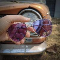 ราคา แว่นกันแดด กรอบแว่นตา แว่นตาวินเทจ ชินตา แว่นเก่าเก็บยุค 90s รุ่น Purple 90 ทรงตี๋ใหญ่ กรอบสีเงิน เลนส์สีม่วง แข็งแรง วินเทจแท้ หายาก (7464686667)