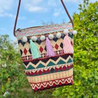 ราคา กระเป๋าผ้าทอ กระเป๋าสะพายแต่งพู่ ตกแต่งไม่ซ้ำแบบ กระเป๋าสะพายข้าง แฮนด์เมด handmade kapooklook ตกแต่ง (9583512993)