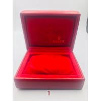 ราคา กล่องใส่นาฬิกา โรเล็กซ์ ROLEX ผู้หญิง หนังพียู สีแดง ของแท้ สภาพเดิมๆ Rolex watch box Rolex women PU leather red genuine original condition 劳力士手表盒 劳力士 女士 PU 皮革 红色 正品 原装 (9622737792)