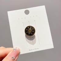 ราคา ป้ายโลหะกับบุคลิกภาพแฟชั่นฤดูร้อนกางเกงยีนส์ (14507453088)