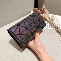 ราคา Adidasคุณภาพสูงกระเป๋าสตางค์ใบยาวผู้หญิงความจุขนาดใหญ่ Simple Geometric Rhombus กระเป๋าคลัทช์เรืองแสง (19872119359)