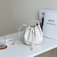 ราคา โชคms Han Edition ของกระเป๋าใหม่กระเป๋าถือกระเป๋าสะพายข้างขนาดเล็กแฟชั่น PU กระเป๋าทรงขนมจีบกระเป๋าวาดสตริงผ้าม่าน Hot selling (15053707433)