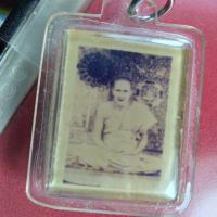 ราคา ภาพเก่าหลวงปู่เผือกวัดกิ่งแก้ว2หน้าอัดกรอบแข็งแท้ (19717744206)