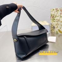 ราคา LOEWE Luo Yijia Hobo Underarm Bag Splicing Diamond Bag Leather Shoulder Bag Large Capacity Commuter Bag Loewe Underarm Bag (20329443759)