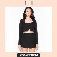 ราคา EXCLUSIVE MILIN Trapezoid neck long sleeve padded shoulder cropped jacket เสื้อแจ็คเก็ต แขนยาว ทรงครอป คอเหลี่ยมคางหมู เสริมไหล่ กระดุมหน้า Polda Top สีชมพู สีดำ (7470154831)
