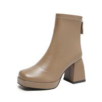 ราคา chloe store RAINBOW BOOTS รองเท้าบูทส้นสูง 36 43 ดำ เบจ น้ำตาล (18331018595)