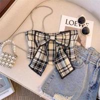 ราคา Blossom เสื้อครอปท็อป เกาะอกแต่งโบว์ใหญ่ ดีเทลลายสก็อต (21110778358)