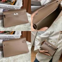 ราคา HARPER CLUTCH กระเป๋าคลัช size 25 cm เรียบหรู หนัง PU Premium Epsom น้ำหนักเบา ทนทาน จุของได้เยอะ ใส่มือถือ กระเป๋าตังค์ใบยาวได้ สายสะพาย 2 เส้น ถอดออกได้ ใช้ได้หลายโอกาส (20969967948)