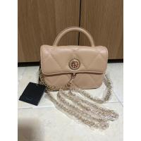 ราคา กระเป๋า LYN BAG BROWN SIZE 6 inc กระเป๋าสีน้ำตาล ขนาด 6 นิ้ว กระเป๋าสะพายข้าง สายโซ่ มีตำหนิตรงโลโก้ (17457268622)