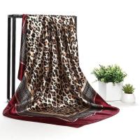 ราคา บิ๊กสแควร์ 90 ซม 90 ซม ผ้าพันคอผ้าไหมซาตินลายดอกไม้ผ้าคลุมไหล่ฮิญาบผ้าพันคอลายเสือดาว (7410563837)