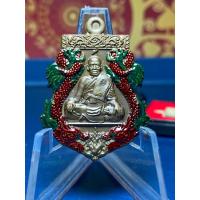 ราคา NO 193 หลวงพ่อพัฒน์ รุ่น รวยล้นเหลือ เนื้อชนวน ลงยามังกร รับประกันพระแท้ (17245979215)