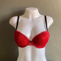 ราคา Kyra ในเครือplay boy แท้100 มีโครง ฟองน้ำบาง (12802762778)