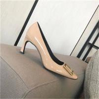 ราคา high quality original Spring and Autumn New Classic Roger vivierˉ Square Buckle Thick Heel Commuter Patent Leather Non slip High Heel Wedding Shoes Square Toe Four Seasons Leather Women summer new st 