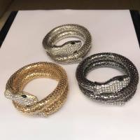 ราคา กำไลงู bracelet สร้อย ข้อมืองู เป็นตัวงู พันรอบ ข้อมือ กำไลข้อมือทอง กำไลข้อมือ กำไล ลายเกร็ดงู ฝังเพชร คริสตัล (15001284865)