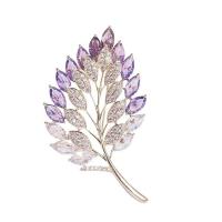 ราคา เข็มกลัดพลอยเทียมรูปใบไม้กลวงหมุดเข็มกลัดเสื้อผ้าหรูหราสง่างาม (19902917060)