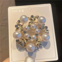 ราคา Korean Rhinestone Pearl Luxury Brooch Flower Fashion Brooch Pin Accessories (20385064862)