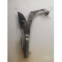 ราคา กรรไกรกระตุกกิ่งไม้ 1 คม กรรไกรตัดกิ่งเงาะ แบบตี กรรไกรตัดกิ่งไม้ ใช้เหล็กแหนบ สามารถต่อด้าม ตัดกิ่งไม้ที่สูงๆได้ คมและแข็งแรง (7900475299)