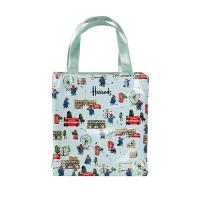 ราคา Harrods ซิปกระเป๋าทรงสี่เหลี่ยมมีหูหิ้วสะพายไหล่กระเป๋าสะพายไหล่หมีเดินทางทำจากพีวีซีกระเป๋ากันน้ำกระเป๋าใส่ข้าวกลางวันทำงานกระเป๋าทรงสี่เหลี่ยมมีหูหิ้วสะพายไหล่กระเป๋าถือพิมพ์ลาย (18820975861)